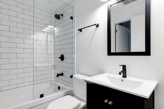 Bathroom Tiles vs. Bathroom Painting