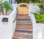 6 Great Decorating Ideas for Stair Risers