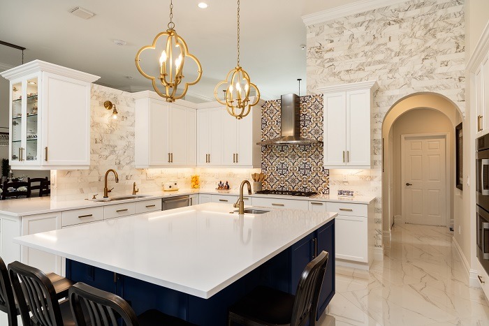 modern white kitchen 