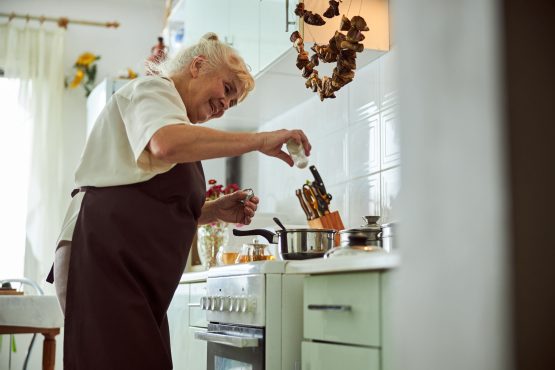 kitchen safety for seniors with dementia in texas