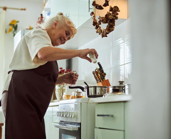 kitchen safety for seniors with dementia in texas